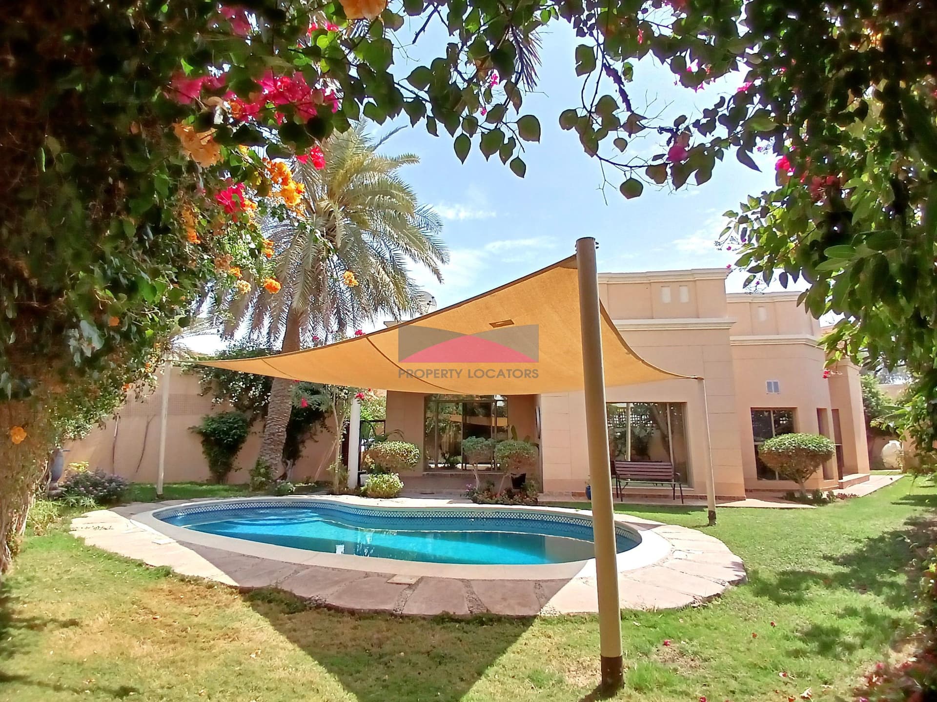 SINGLE STOREY COMPOUND VILLA W/ POOL+GARDEN