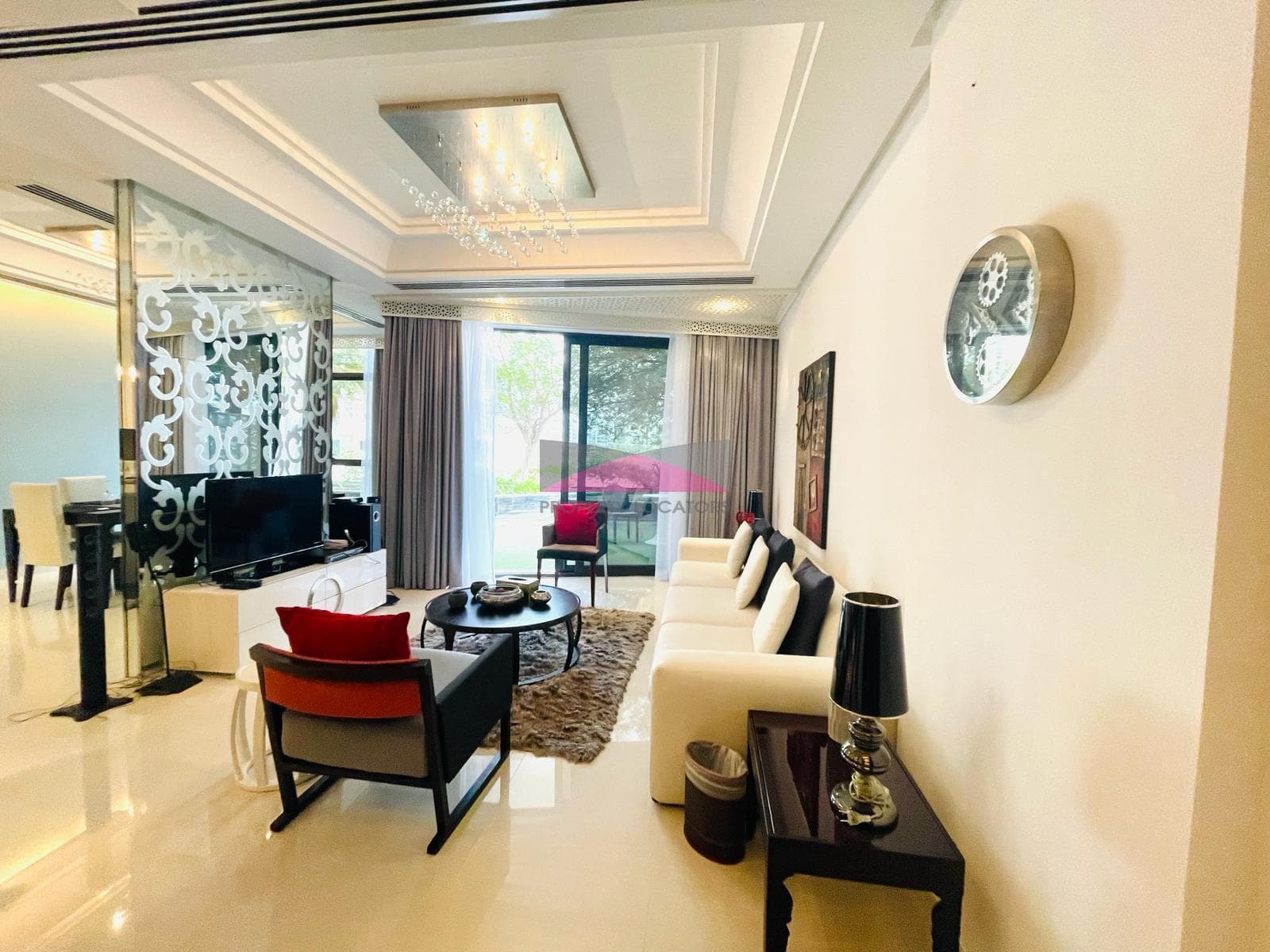 GROUND FLOOR | PRIVATE GARDEN |  SPACIOUS