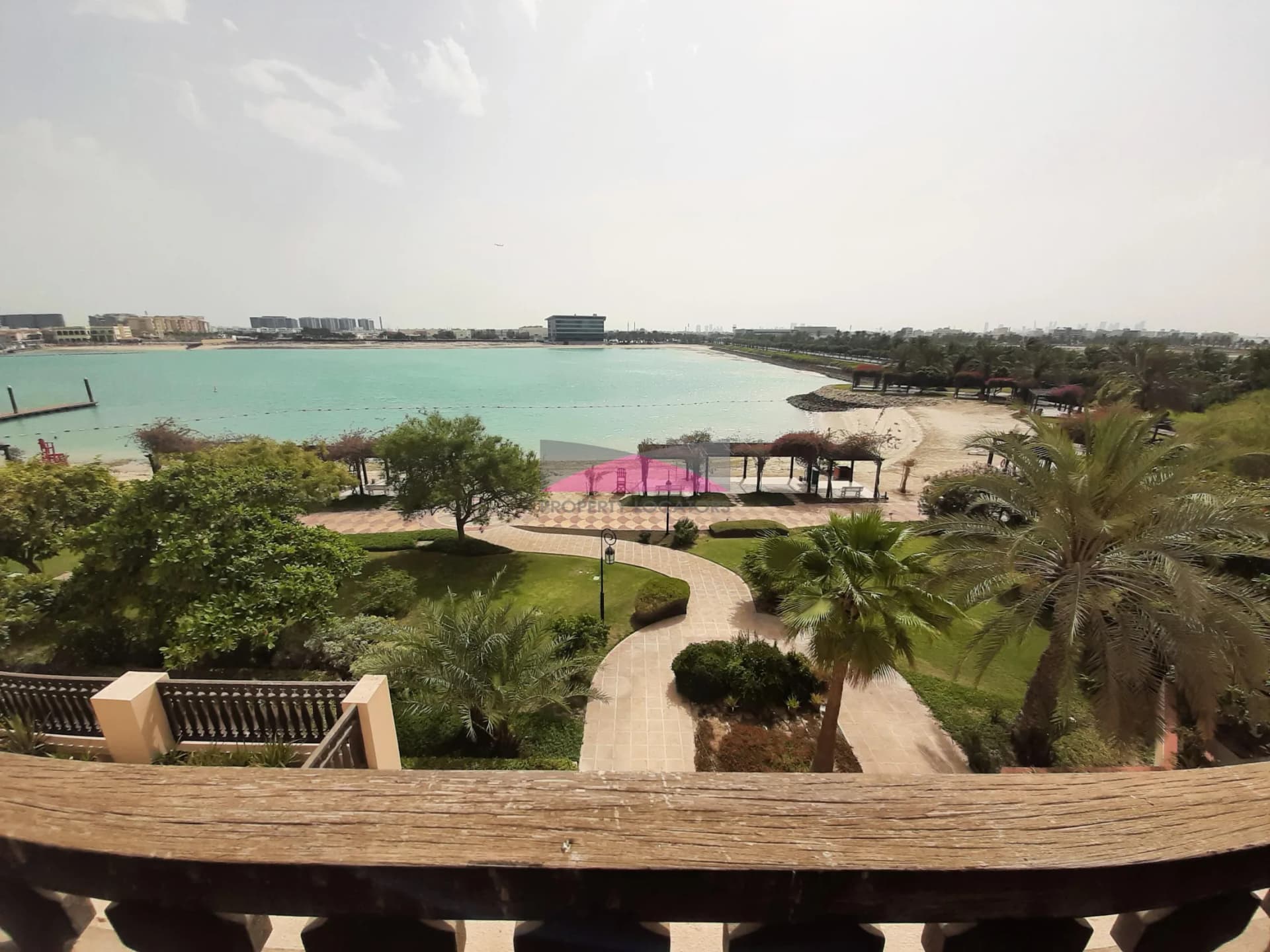 ITS A BARGAIN/DONT MISS OUT THE CHANCE/BEACH FRONT