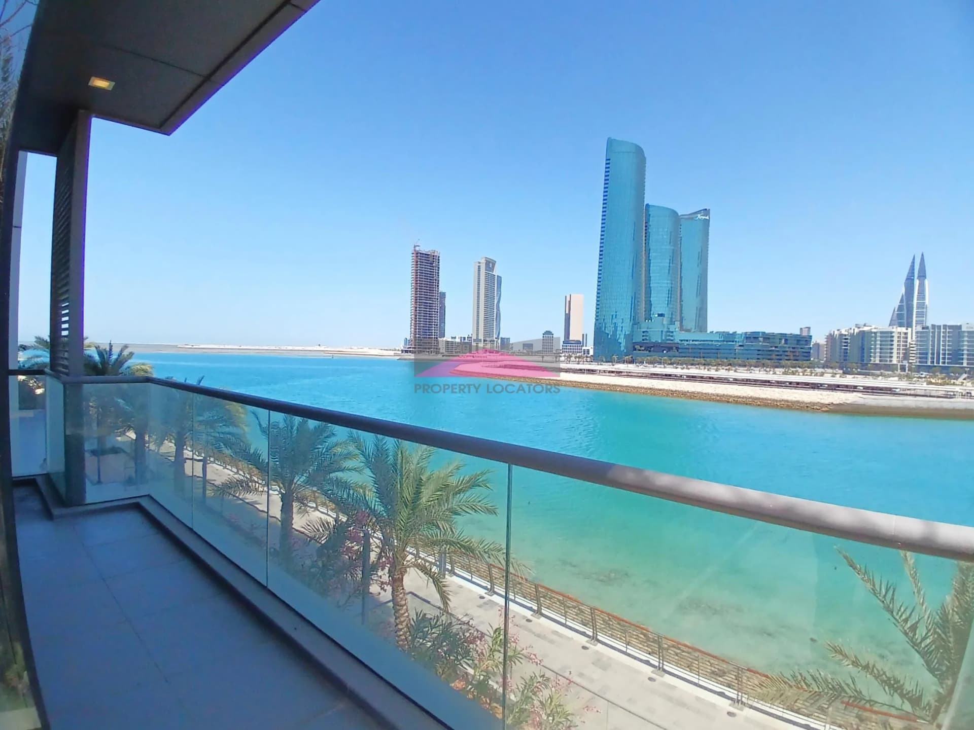 MAGNIFICENT SEA VIEW | MODERN | 2 BALCONIES