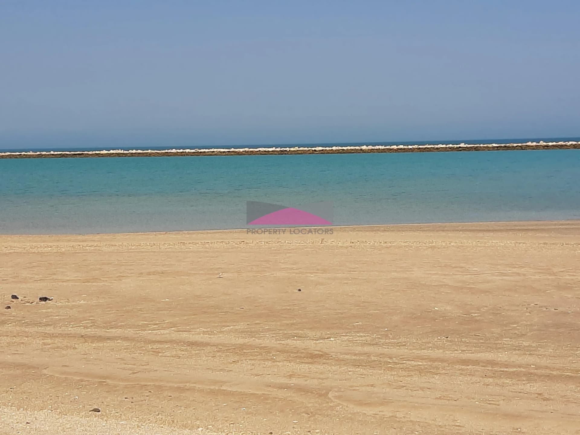 BEST LOCATION TO BUILD YOUR DREAM HOME/SANDY BEACH