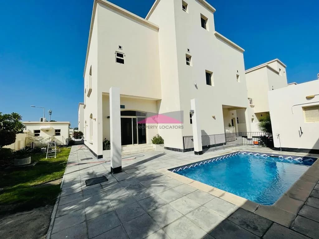 PRIVATE POOL | SPACIOUS | MODERN VILLA