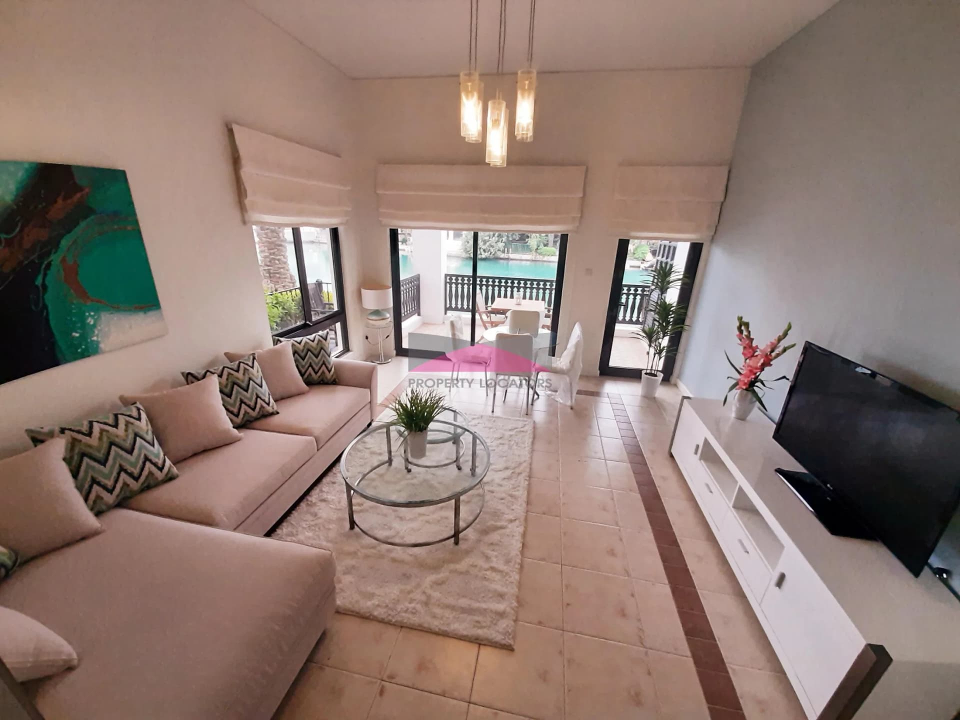 ON THE WATER/READY TO MOVE IN/REDUCED PRICE