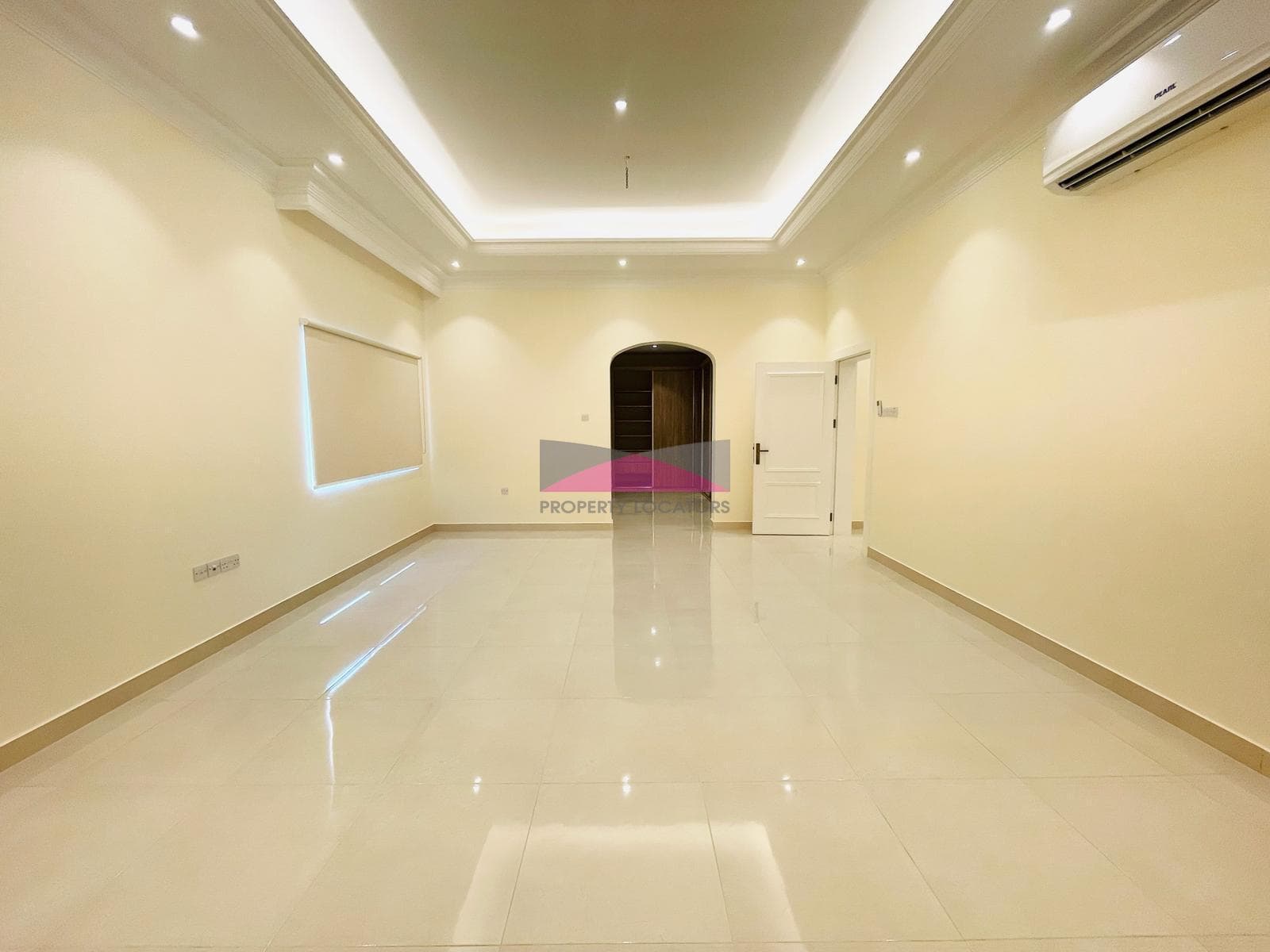 MODERN NEW VILLA | SPACIOUS | BALCONY