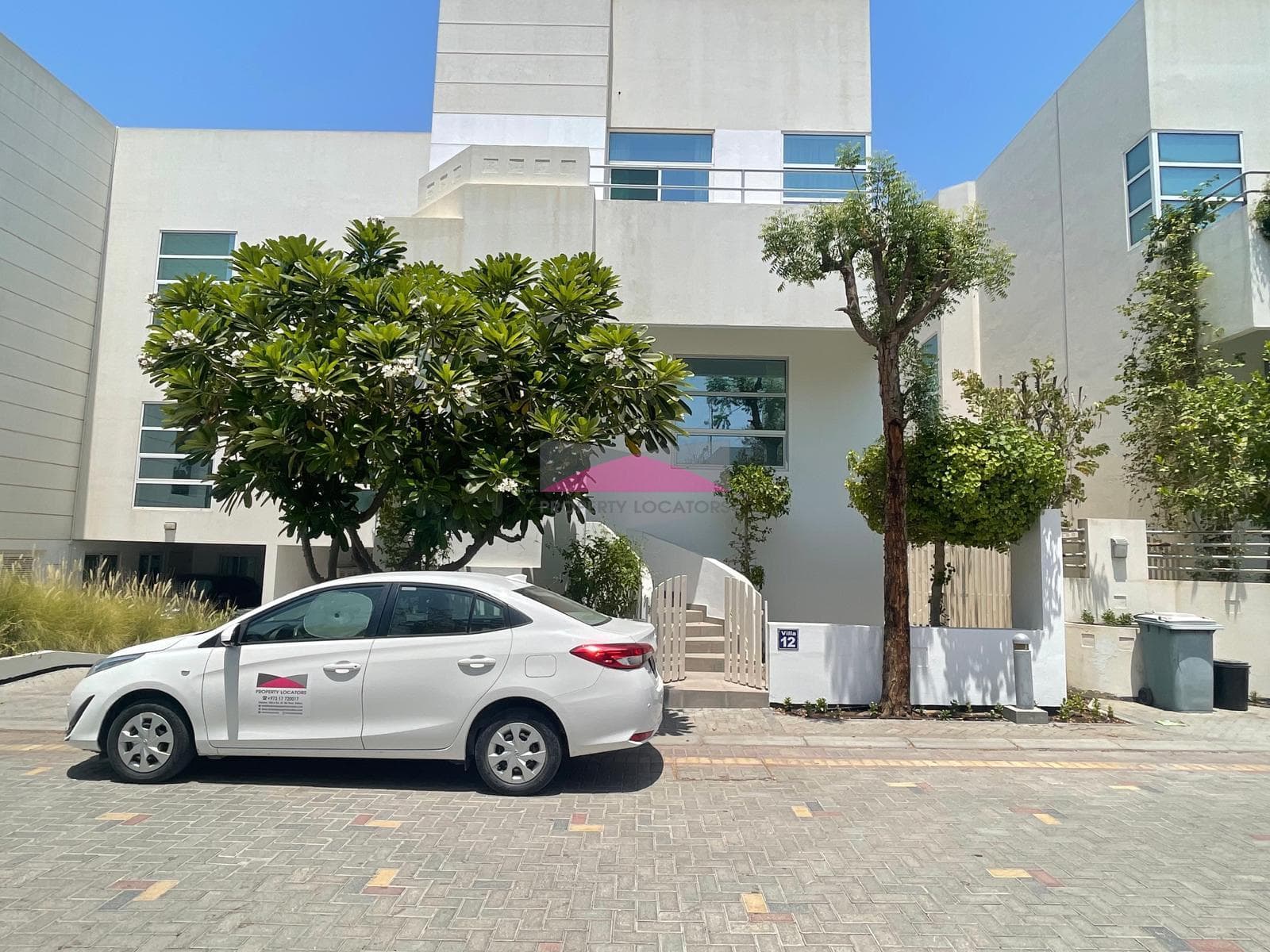 LUXURIOUS VILLA |CLOSE TO SALMANIYA |HIGHWAY