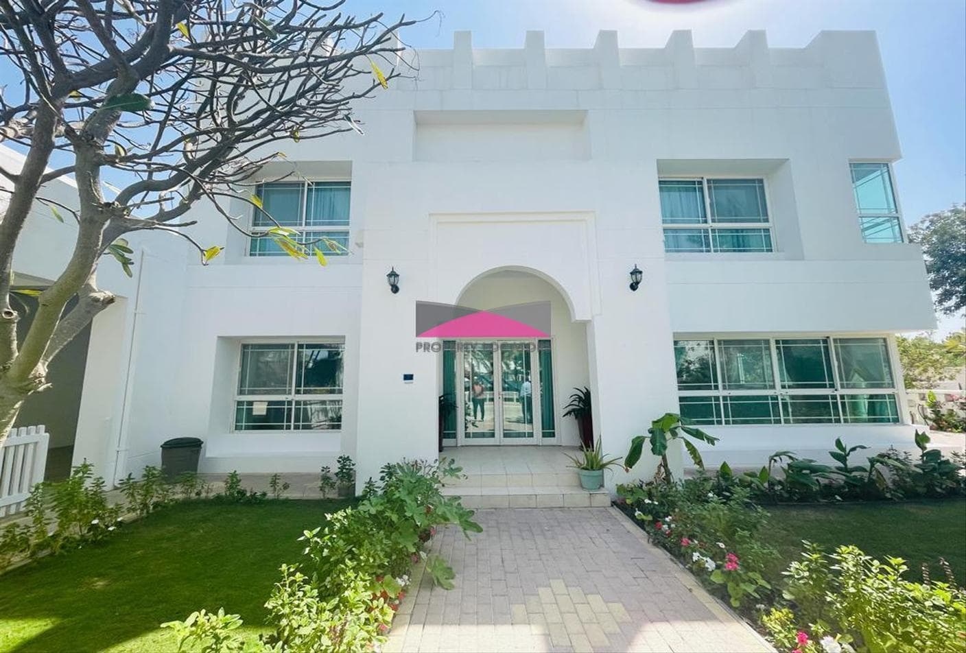 MODERN DOUBLE STORY VILLA/GARDEN/FACILITIES