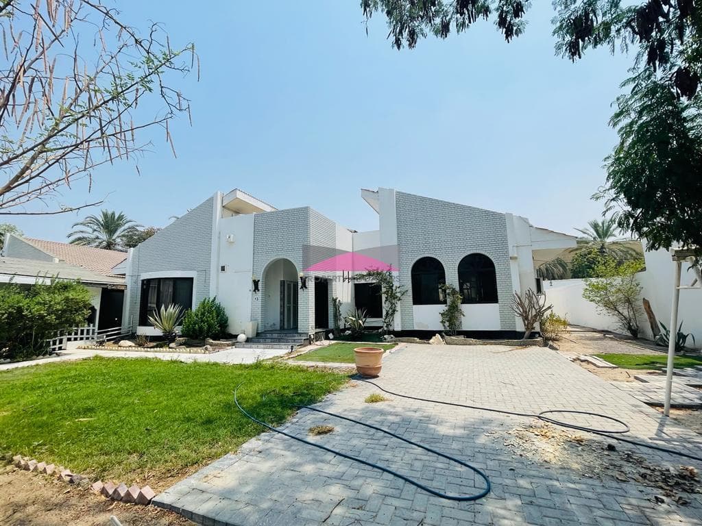 SPACIOUS VILLA/ HUGE CLOSET/PRIVATE GARDEN