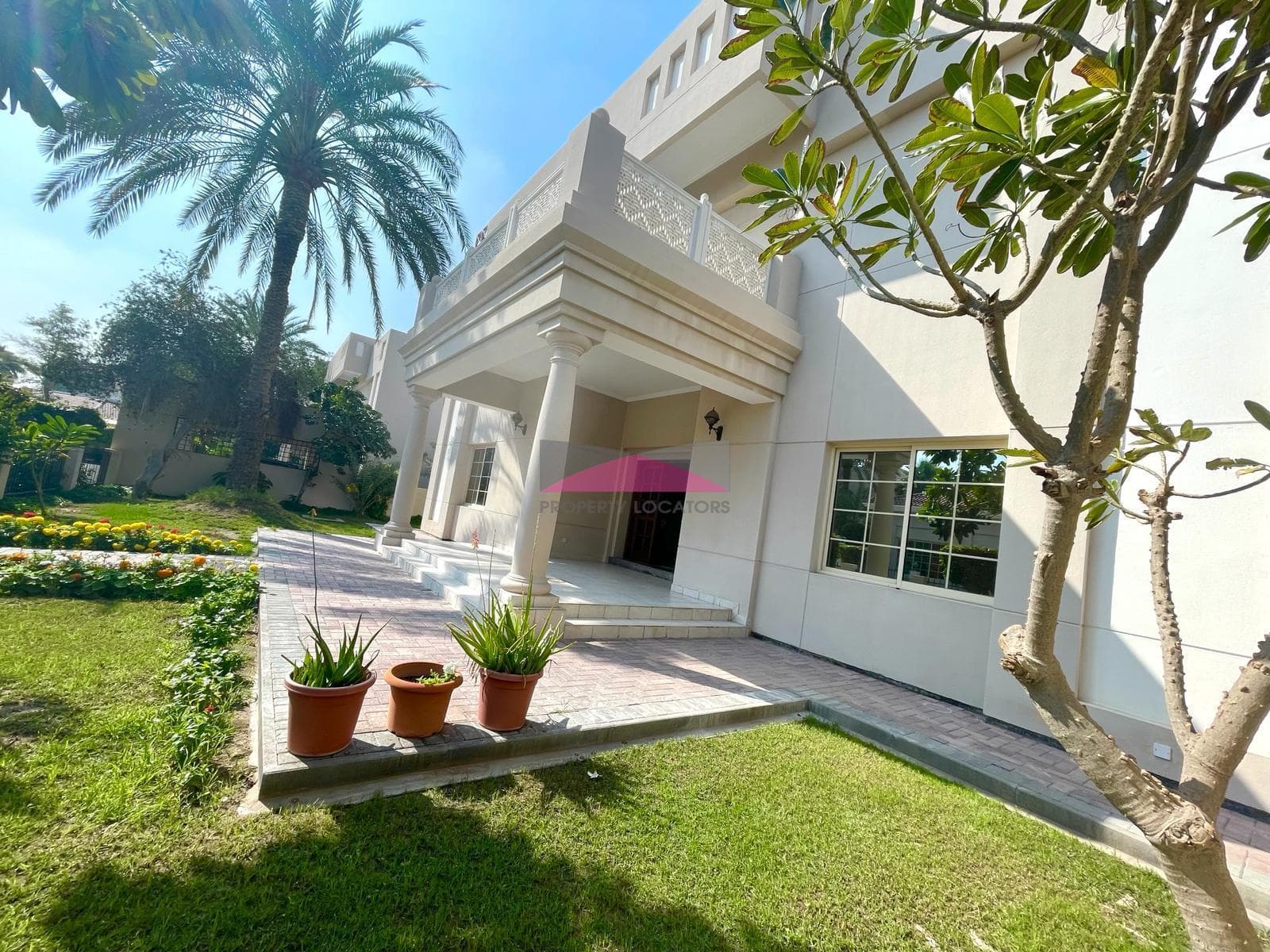 HUGE GARDEN | BALCONY | SPACIOUS VILLA