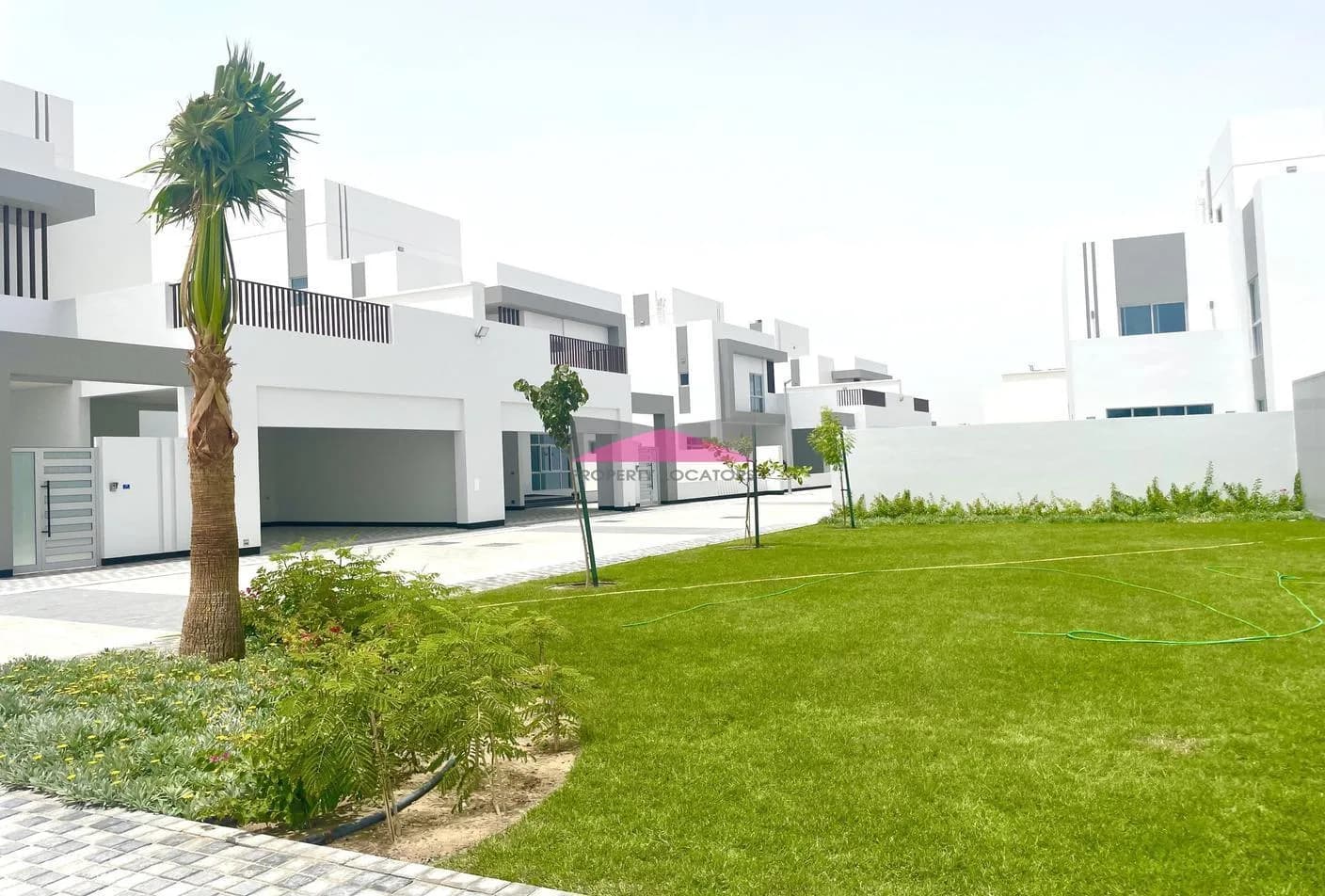 BRAND NEW COMPOUND VILLA/BALCONY/GARDEN