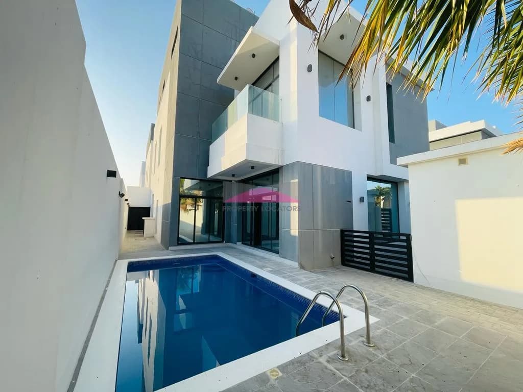 MODERN LUXURY VILLA WITH PRIVATE POOL