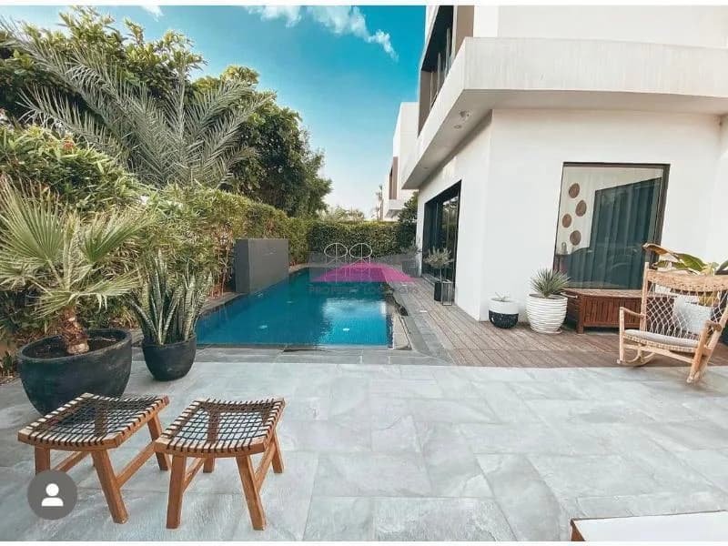 LUXURIOUS| DESIGNER FURNITURE| PRIVATE POOL