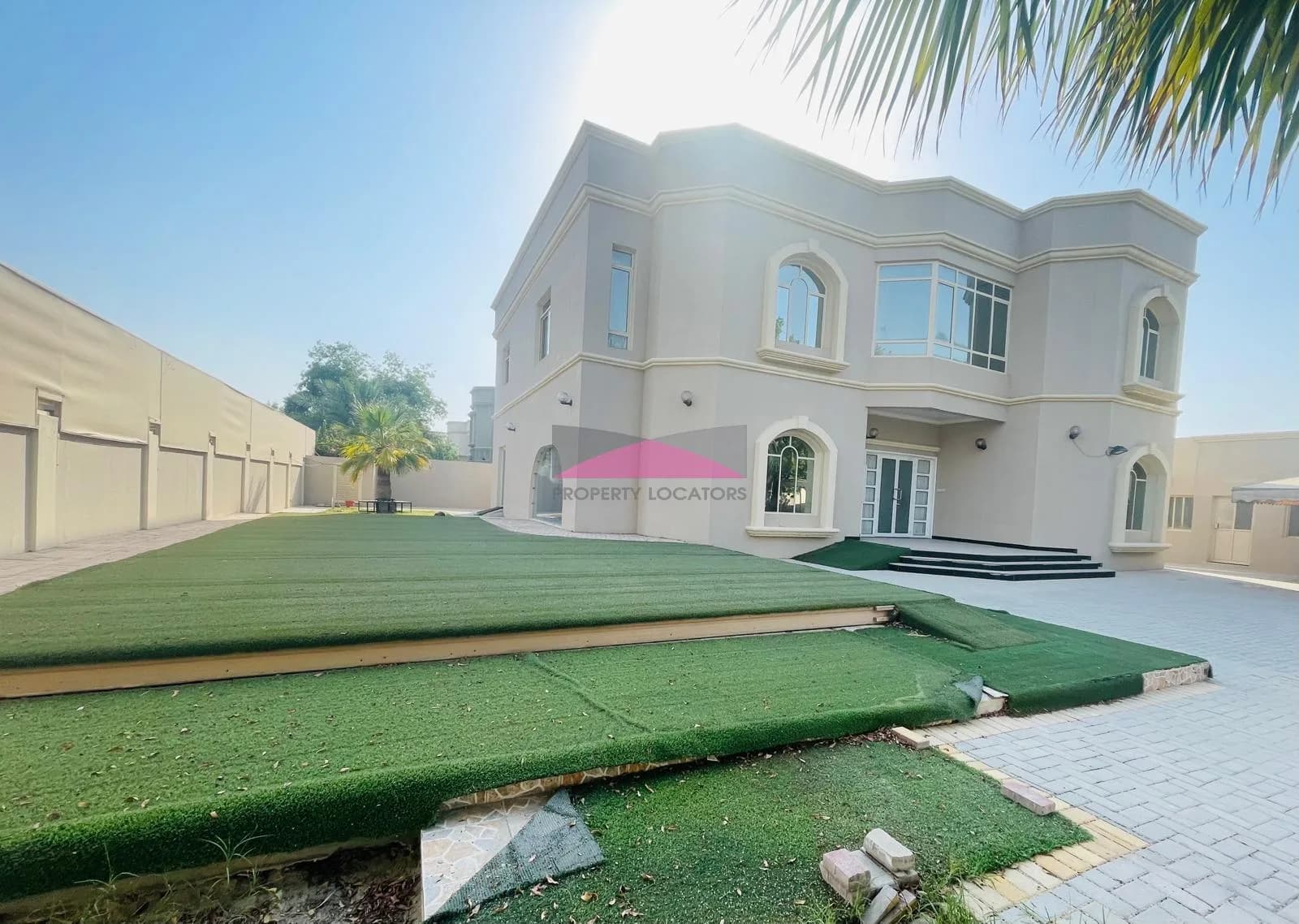 SPACIOUS-BRIGHT | PRIVATE POOL | GARDEN |