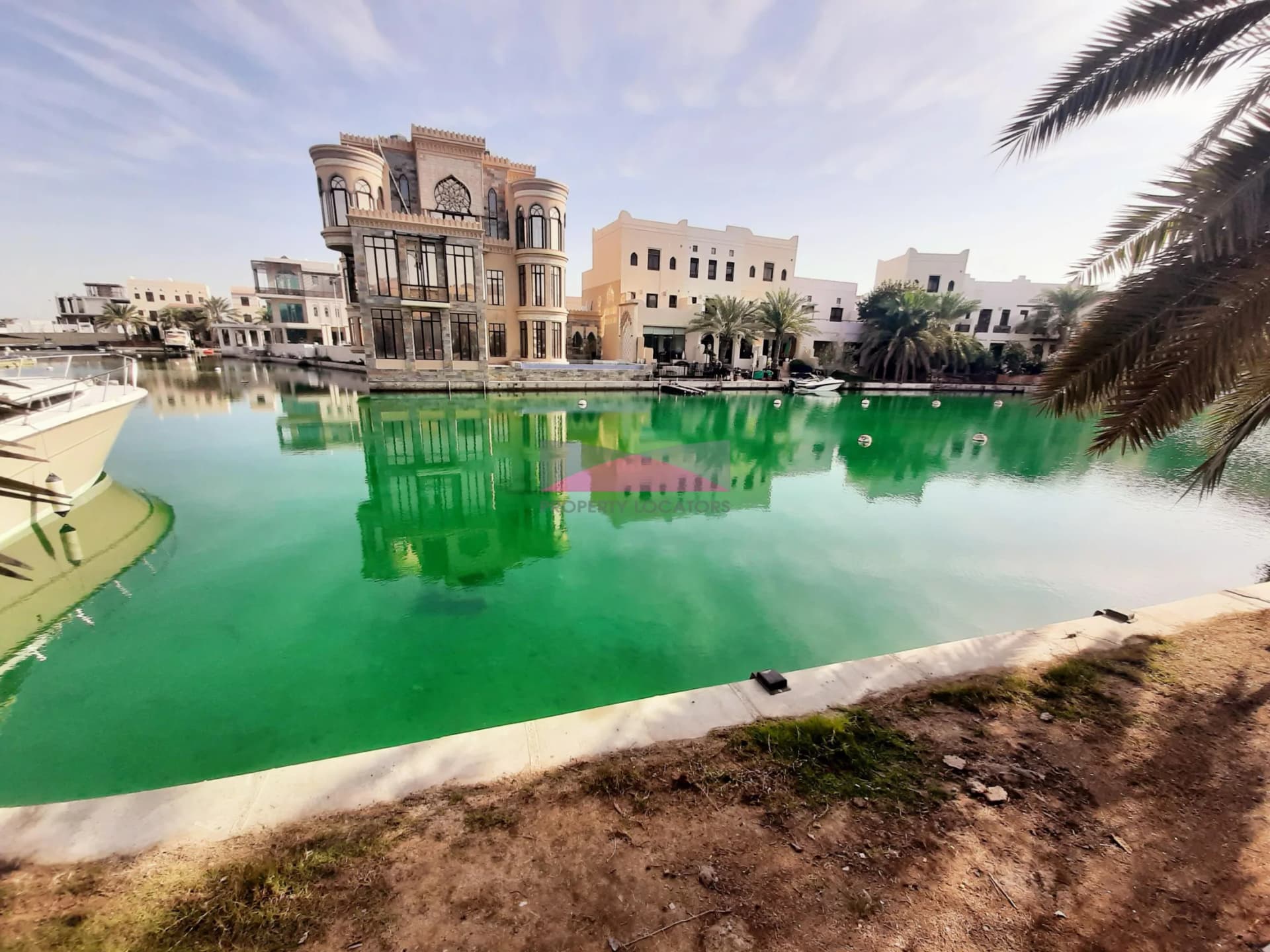 WE HAVE A FANTASTIC NEW LISTING IN FLOATING CITY